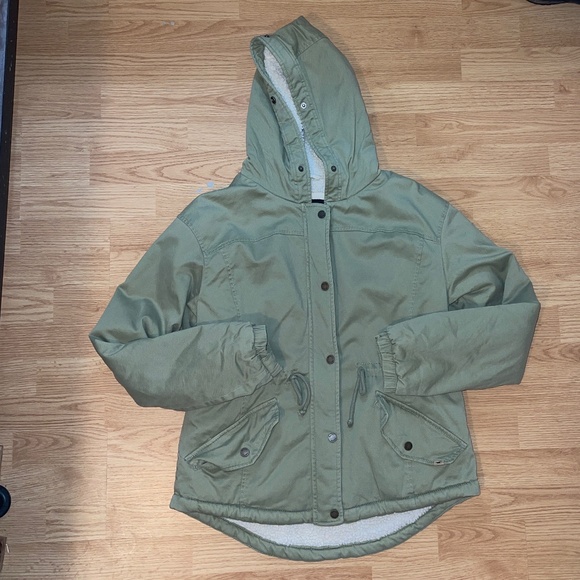 Hollister Jackets & Blazers - Women’s Hollister Light Green Sherpa Lined Jacket / Coat with Hood